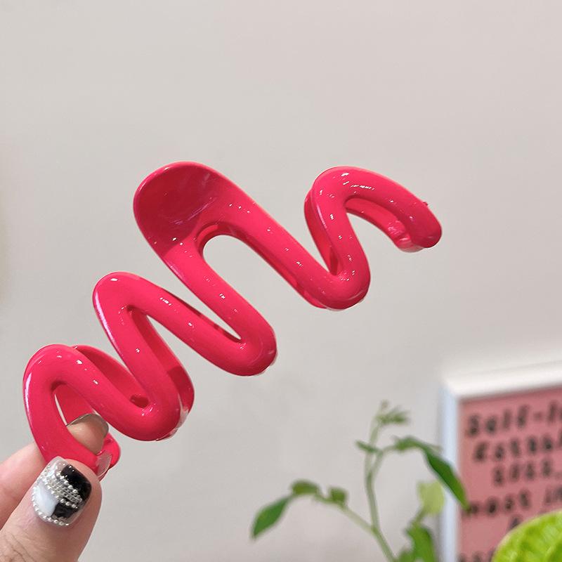 2023 Colorful Jelly Wave Hair Claw Hairpin Women Girls Fashion Design Korean Sweet Simple Irregular Hair Clip Headwear Wholesale