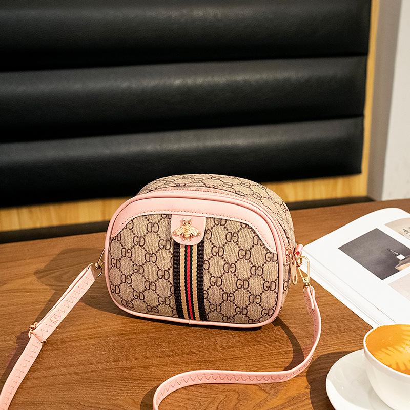 Stylish Retro Printed One-shoulder Crossbody Small Bag, a Fresh and Elegant Versatile Women's Bag