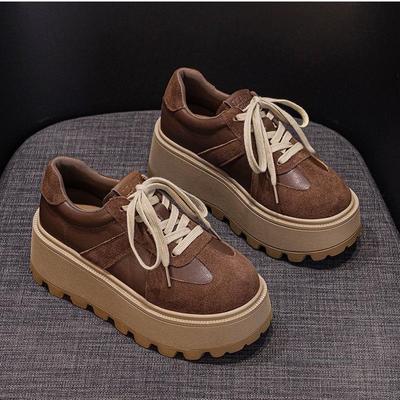 Dexun Schuhe dicke Sohle Innenhöhe Erhöhung Damen neue matte Leder Retro Casual Mode Sport Board Schuhe Studentenschuhe