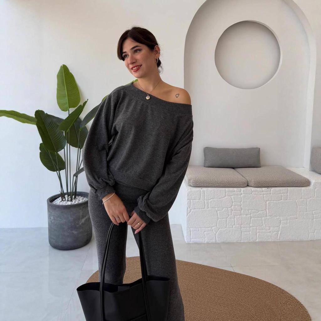 2025 Autumn Off-Shoulder Knit Top & Long Pants Set for Women