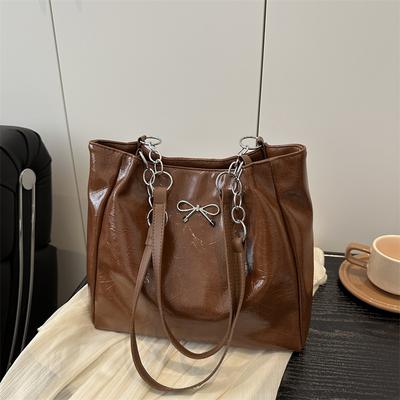 New Women's Retro Casual Large Capacity Fashion Trend Pendant Underarm Shoulder Tote Bag Women
