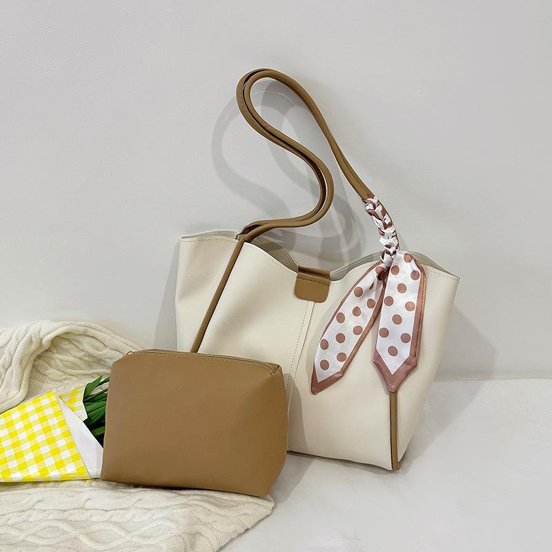 New Large Capacity Tote Bag, Korean Commute Shoulder Bag With Small Pouch