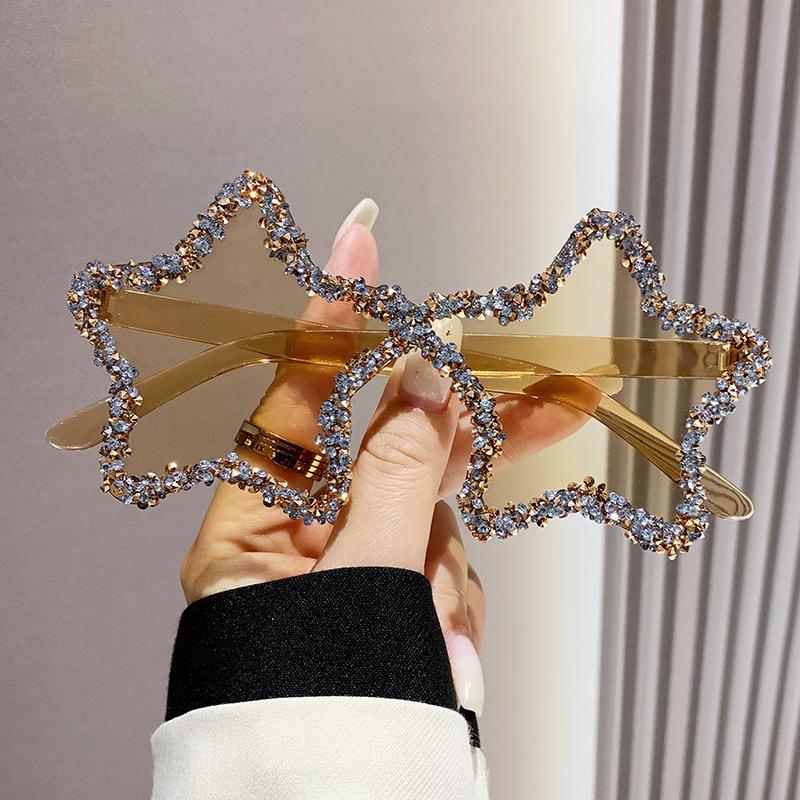 Design Estrelas Chiques Tons de Rosa Mulheres Strass Brilhantes Tendências Decoração Óculos de Sol Novo Ins Marca Feriado Praia Óculos de Sol brown