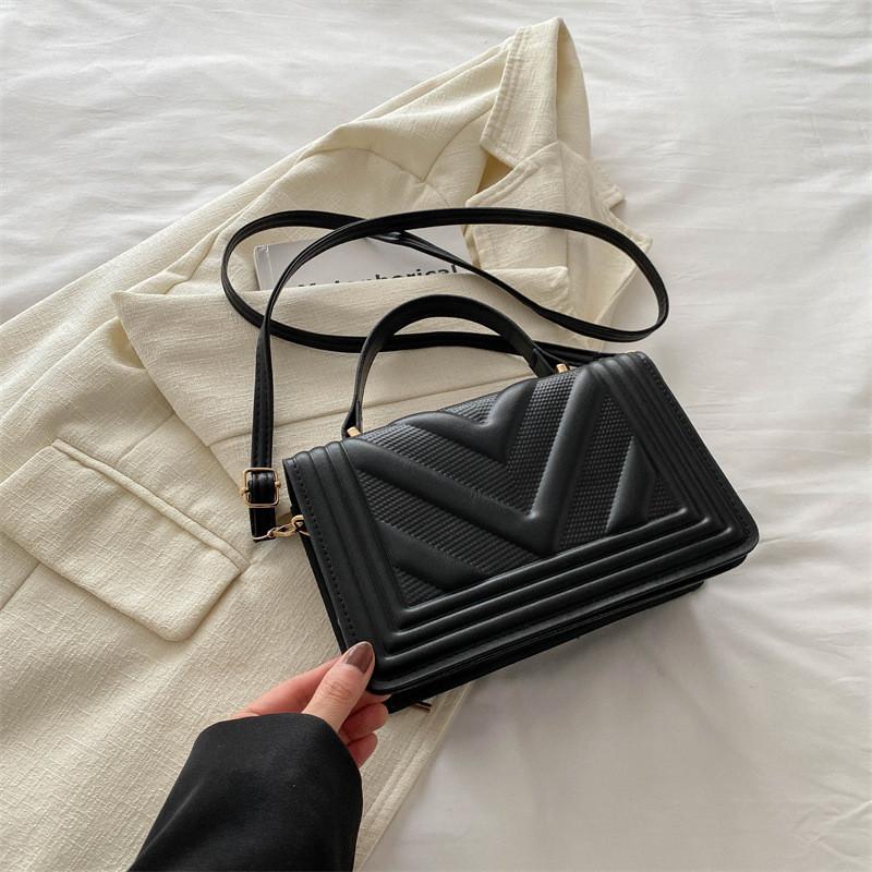 Весна 2024 Новая корейская мода Простая сумка через плечо Модная однолямочная сумка чёрный