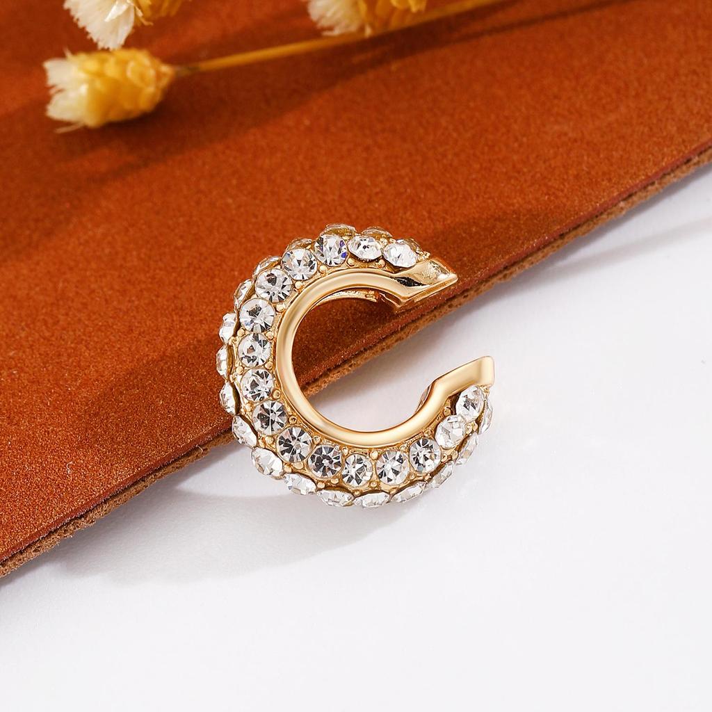 Retro Fashion C-Shaped Bling Ear Clips with Colored Diamonds - Trendy No-Pierce Earrings