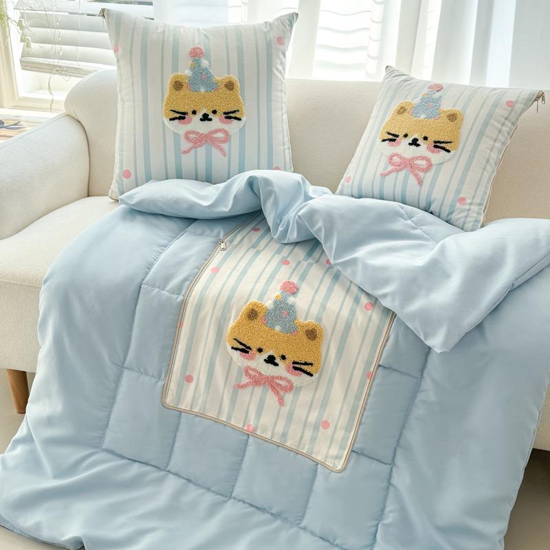 2025 Foldable Car Interior Cushion & Blanket: Converts Between Backrest Pillow and Air Conditioning Quilt