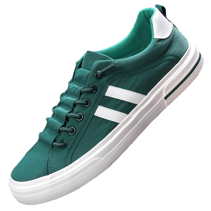 Mens Shoes Mens Canvas Shoes Lightweight Breathable Trendy Wide Version of Cloth Shoes with One Foot Old Beijing Cloth Shoes