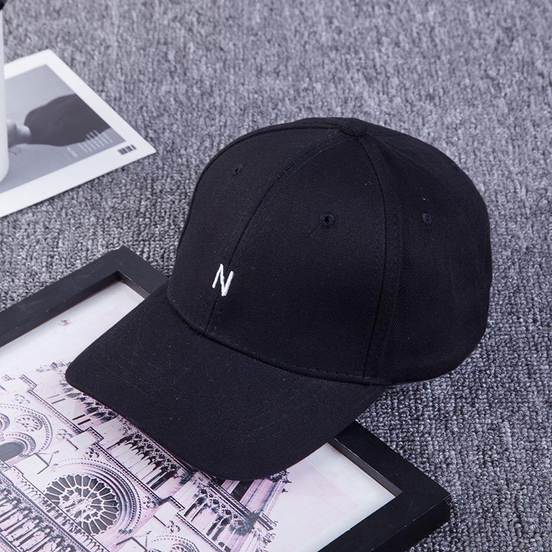 Hat Men'S And Women'S Side Embroidery Love Letter A Baseball Cap, Spring And Summer Outdoor Leisure Curved Brim Cap