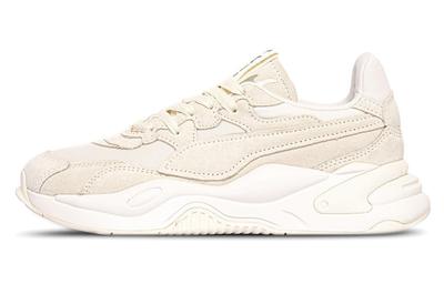 Adidași cu șireturi joase îndrăzneți Rs 2k Crem/Alb Femei 374944-02