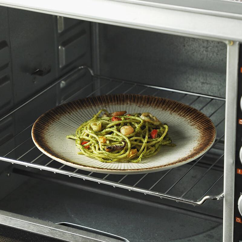 Japanese Style Round Ceramic Plate