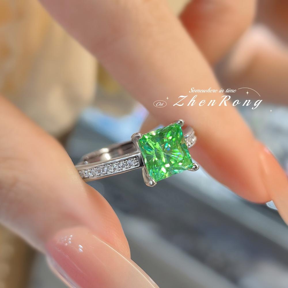 Women Jewelry Set Fashionable Light Luxury Ice Cut Paraiba Necklace with High Carbon Green Diamond Ring