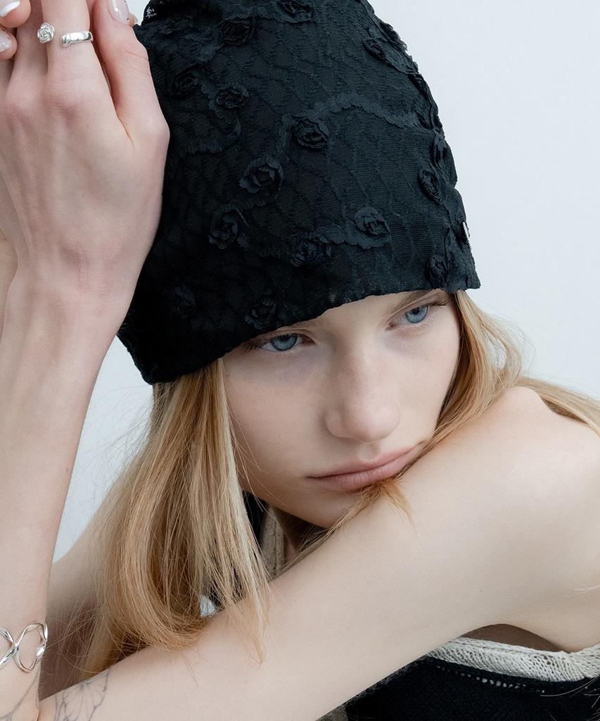 Jenadu Eternal Rose Beanie_Black