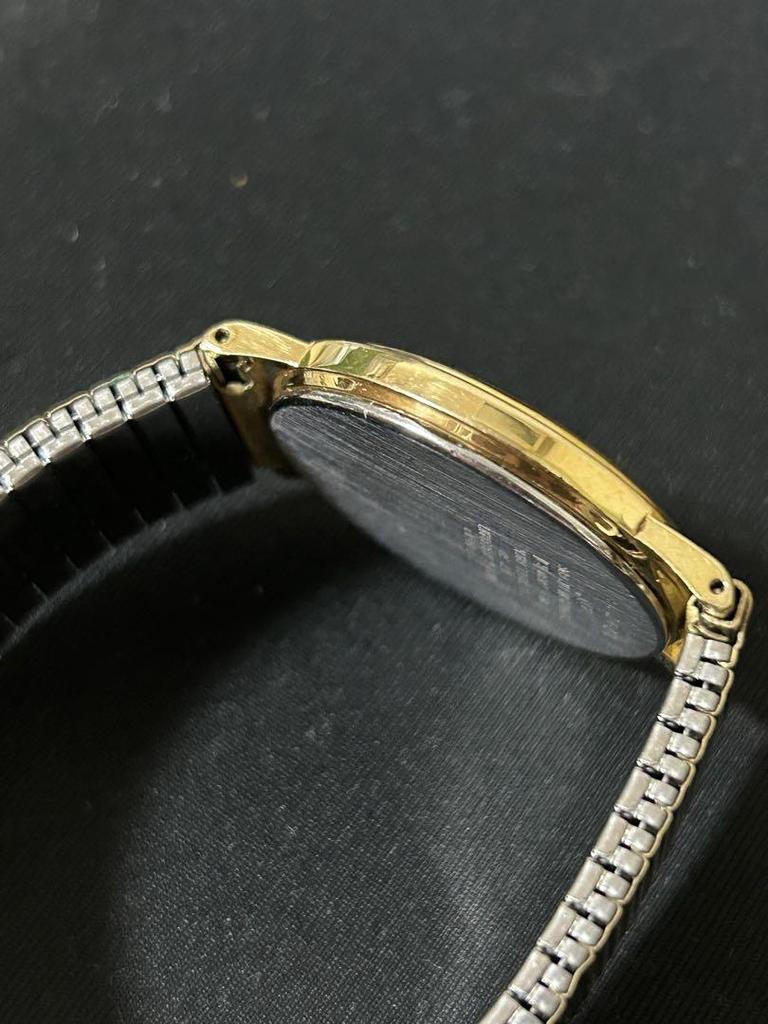 [USED] Seiko Dolce Vintage Quartz Gold Watch in Operation