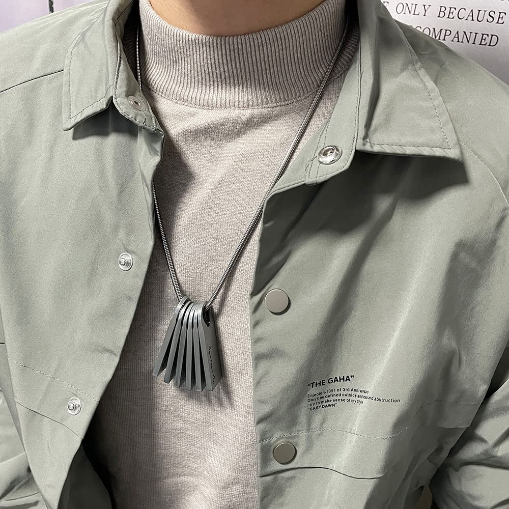 ZHANGFUCHANGOOO Metal Pendant Alloy Perfect as a Cosplay or Birthday Simple and Unofficial Men's Necklace, Keychain, Memento, Prop, Gift. Design.