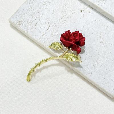 French Romantic Red Rose Brooch Female Beauty Flower Delicate Niche Pin Jacket Clothes With Accessories Gifts