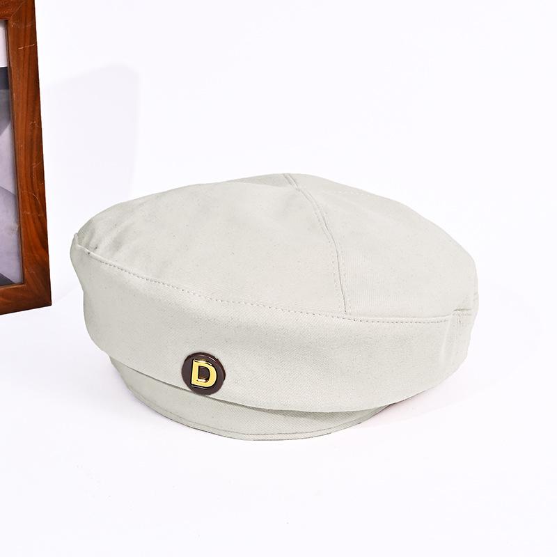 Korean Version Autumn and Winter Retro Hat for Women's Metal D label Beret Big Head Circumference Casual Versatile Painter Hat Showing Small Face