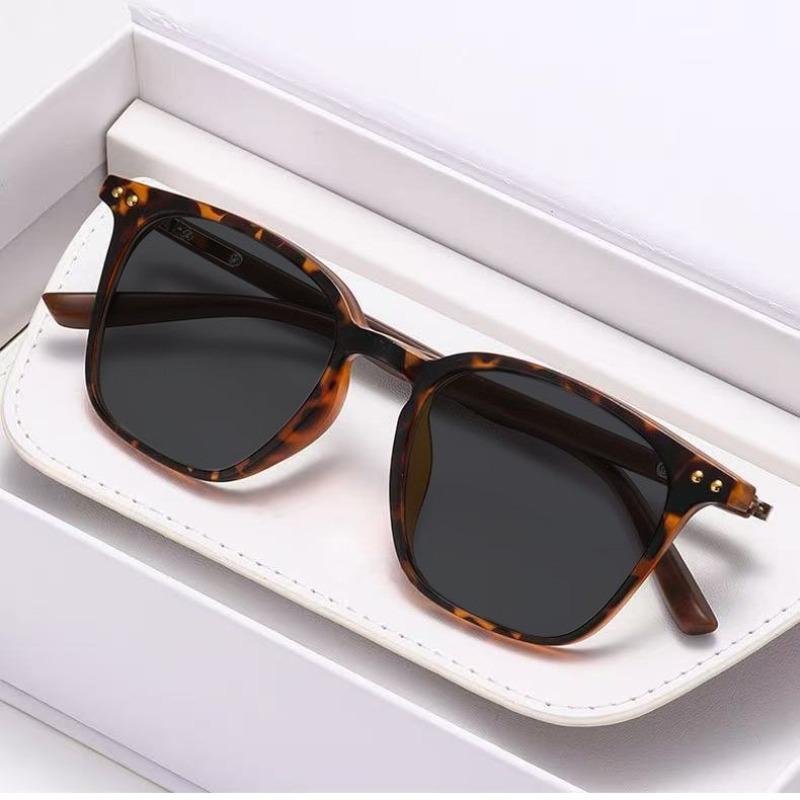 New Fashion Trendy Square Large Frame Anti-UV Myopia Sunglasses Outdoor Classic Driving High Quality Near Sight Eyewear Unisex