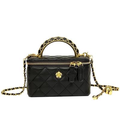 Soyulmuş Elmas Zincirli Kutu Çanta Kadın İlkbahar ve Yaz Küçük Koku Stili Tek Omuz Askılı El Kovası Çanta