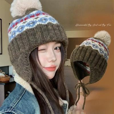 Retro Fashion Beanie Hats Winter Warm Knitted Pompoms Caps for Women Autumn and Winter Travel Keep Warm Outdoor Casual Versatile Hats