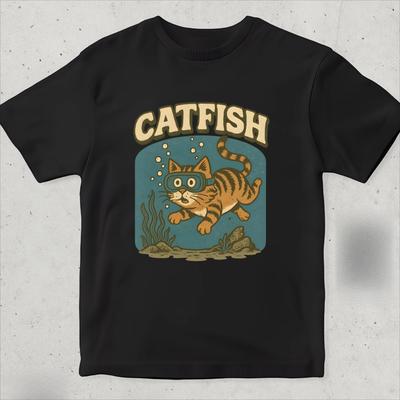 Funny Catfish T-Shirt with Scuba Diving Cat Graphic / Cute Retro Animal Pun Tee for Cat Lovers Humorous Vintage Style Cat Shirt