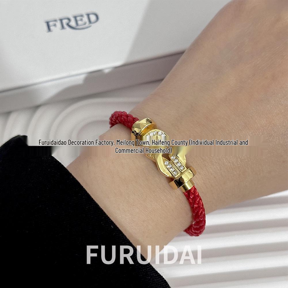 Bracciale Fred Placcato Oro 18k con Ferro di Cavallo Diamantato Zodiaco Corda Rossa - Unisex Stile Fai da Te a Forma di 8