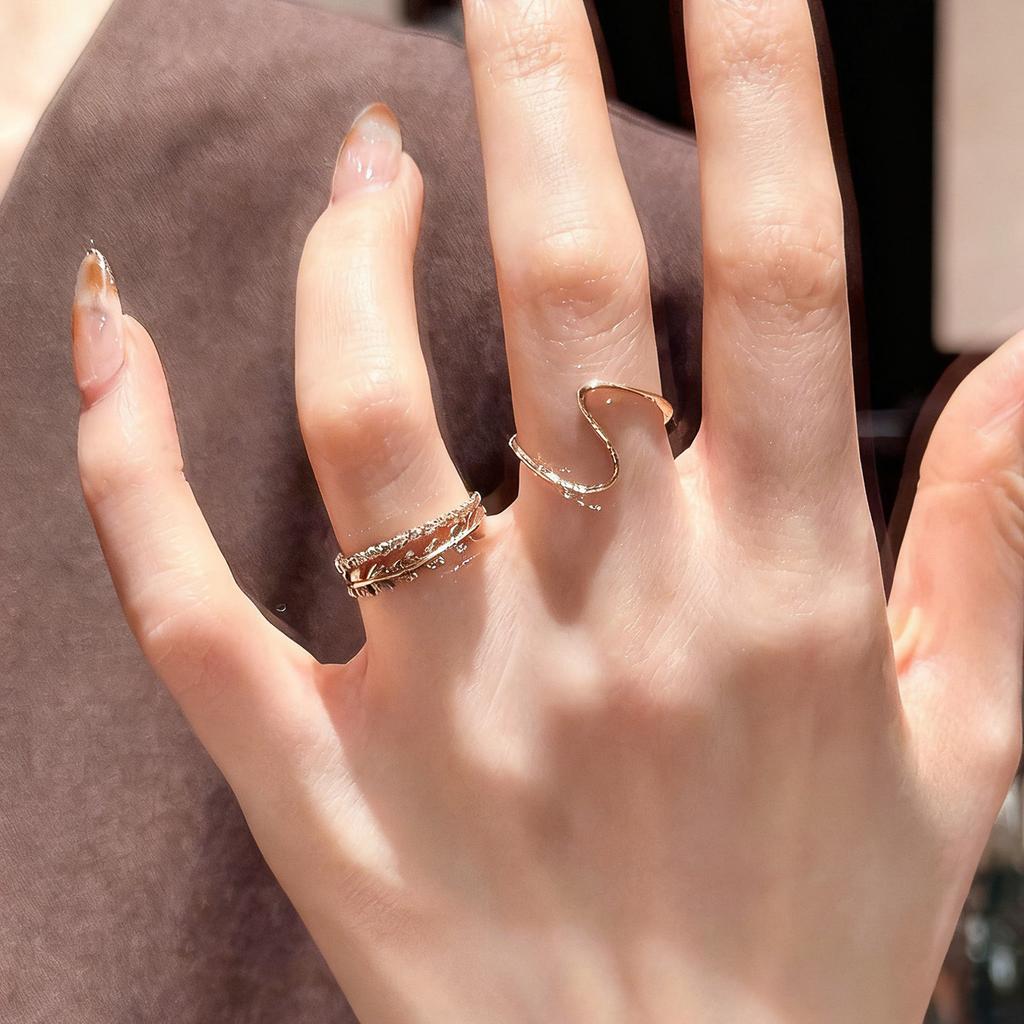 Creative Inlay Diamonds Stacking Style Double Layered Leaf Ring for Women Simple Wave Gloss Ring Adjustable Party Jewelry Gift