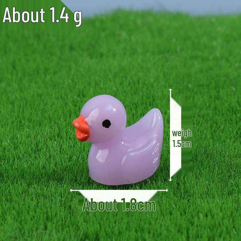 Yellow Duck Resin Figurine for Micro Landscape Decoration