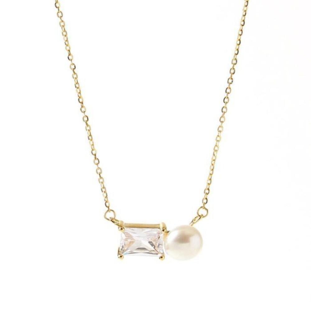 

[Onoma] Onm Bijou Holic 92.5 Silver Gold-Plated Pearl Chain Women s Necklace (16462804)