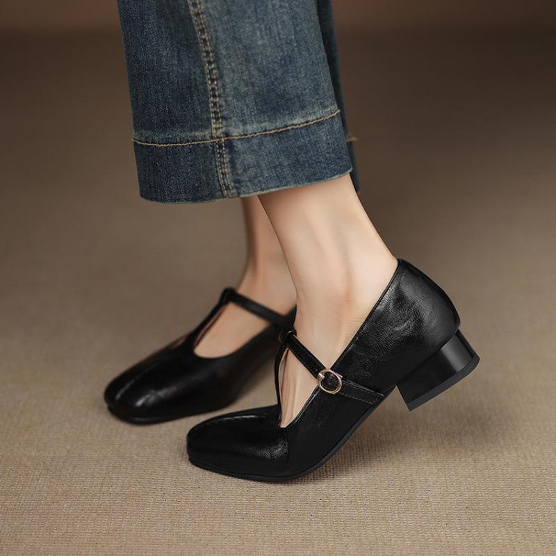 New four-season wear one-pedal single shoes square head low heel large and small size women's shoes foot cover solid color casual square heel s