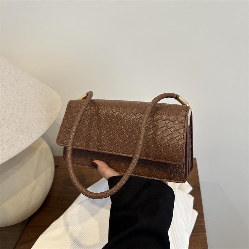 

Модная популярная сумочка простая однотонная сумка летняя новая высококлассная деловая сумка на плечо подмышку светло-коричневого