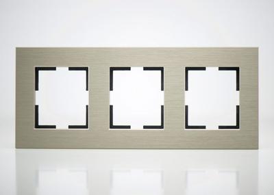 Finishing Plate - KARRE - NOVELLA - Metal - Bronze - Triple Post