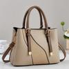 Exquisite shoulder bag, messenger bag, women's bag, large bag, women's versatile temperament, new Korean handbag for women