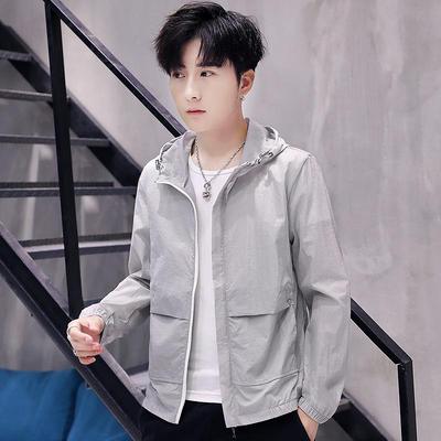 2020 Men's Lightweight Anti-UV Sunscreen Windbreaker - Breathable Sun Protection Jacket for Sports.