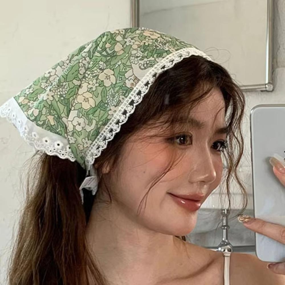 Soft Wrap Floral Cotton Head Scarf Sweet Printing Hair Scarf Vintage Lace Triangle Scarf  Beach