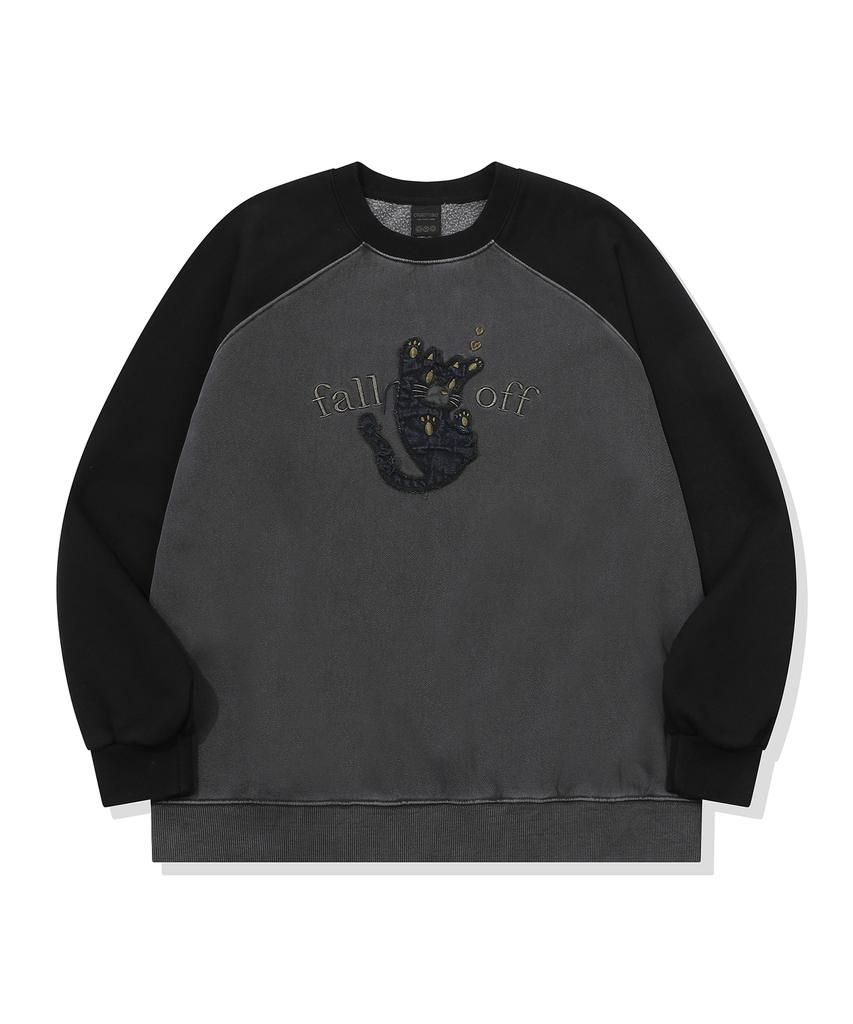CPGN STUDIO Falling Cat Raglan Pigment Sweatshirt Smoke Black