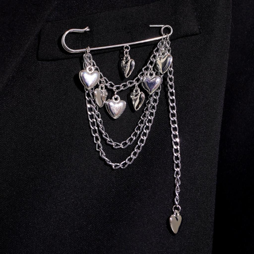 Minimalist Cross Jewelry Paperclip Chain Brooch—Unisex Punk Hip Hop Heart Pin with Tassel for Suits