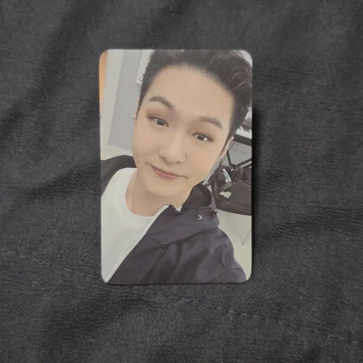 

BTOB 4u Концертный фотобук Чансоб Фотокарточка