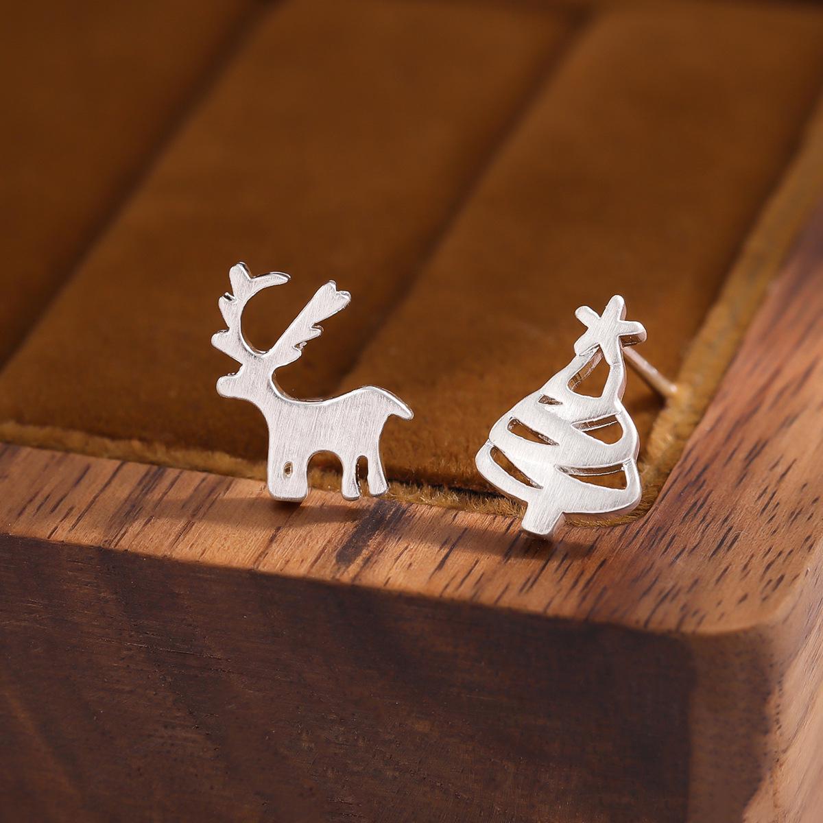 

Minimalist Asymmetrical Christmas Deer Tree Earrings for Women