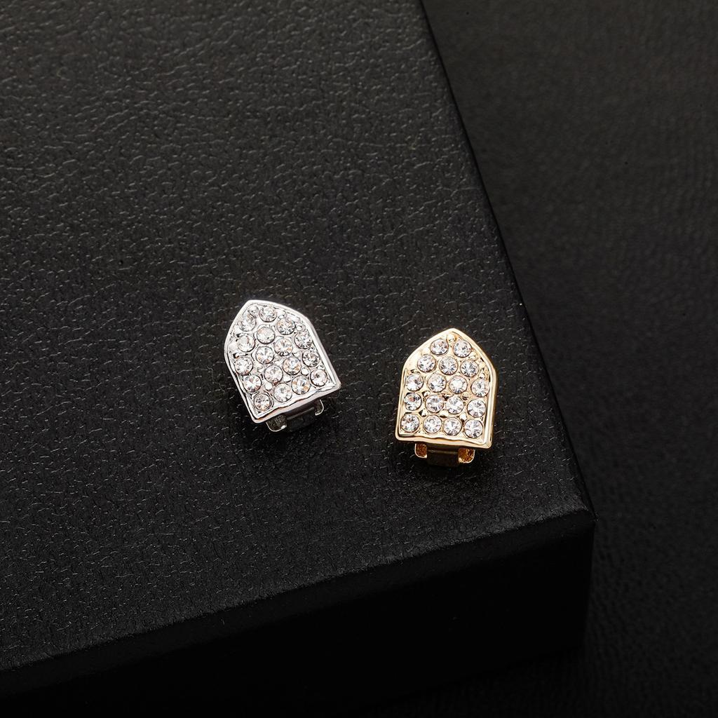 Stylish Single Tooth Accessory with Zircon Detailing Sparkling Tooth Cover Suitable for Parties and Music Festivals