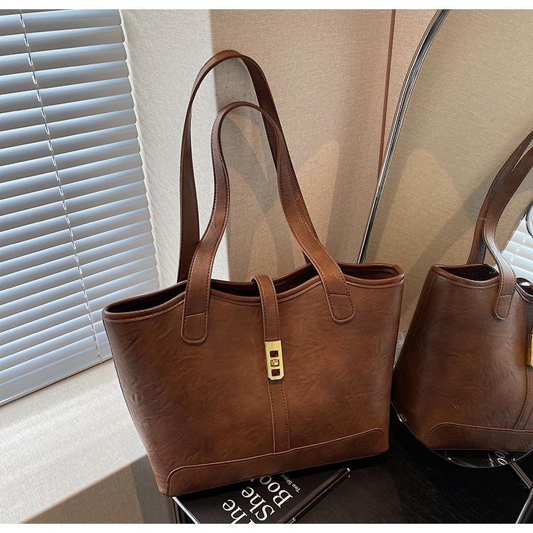 Retro nowa jesienno-zimowa torebka o dużej pojemności, elegancka, modna, casualowa torba na ramię, shopperka, trend