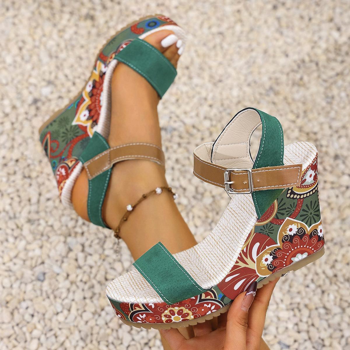 

2026 Summer Fashion Women Plus Size Shoes for Women 35-43 Peep Toe Platform Wedges Buckle Strap Non-slip Sandals Women Footwear 43 зелений