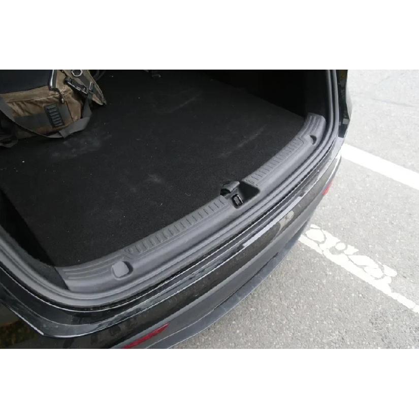 XVIP TPE Trunk Threshold Strip For Tesla Model Y 2021-23 Back Sill Anti Scratch Boot Loading Pad Protector ABS Side Corner Cover