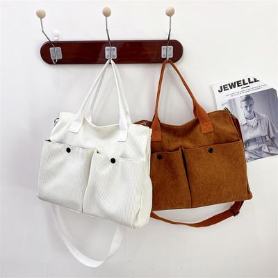 Nouveau sac à bandoulière en velours côtelé style rétro pour femmes, simple, décontracté, messager, pour étudiants, pour les trajets quotidiens, tendance
