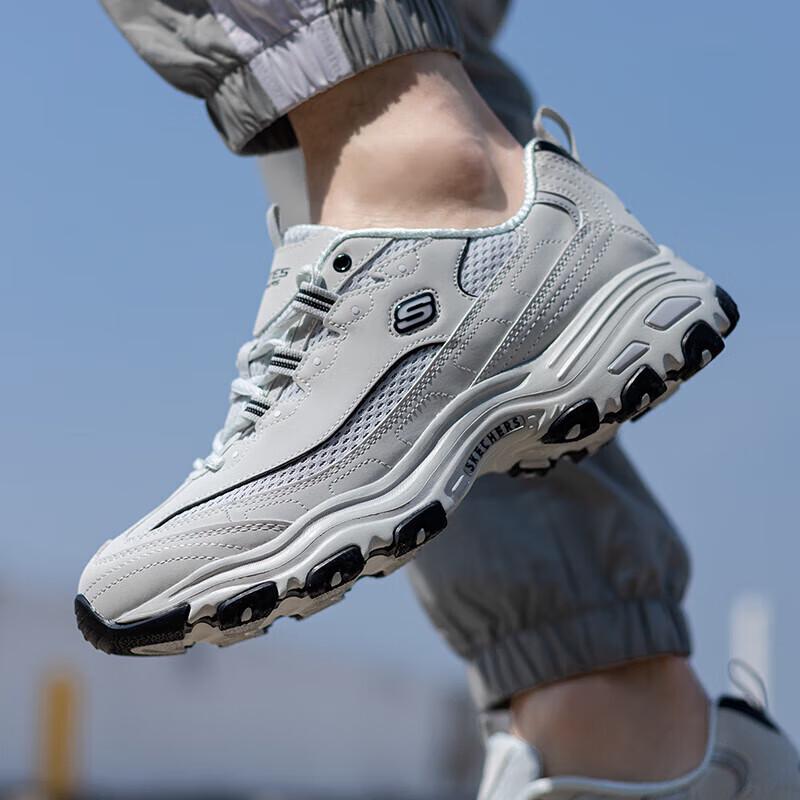 Skechers Men s Classic Mesh Retro Casual Shoes 8