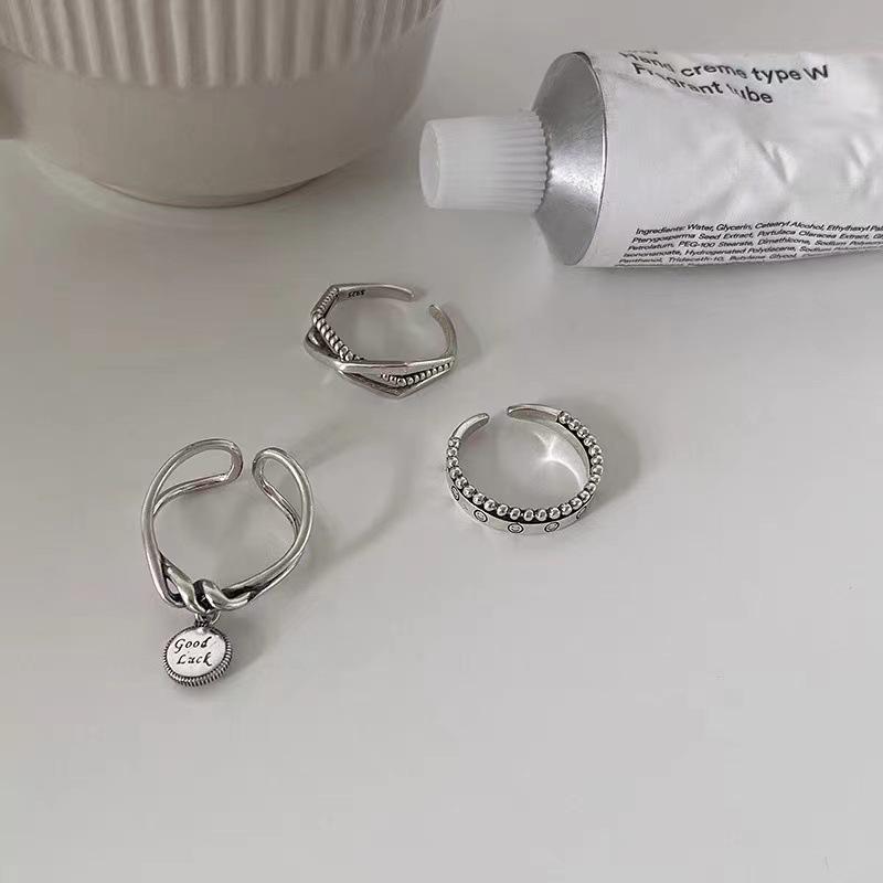Trendy Women's 925 Sterling Silver Retro Ring - Simple, Cool Design for Index Finger