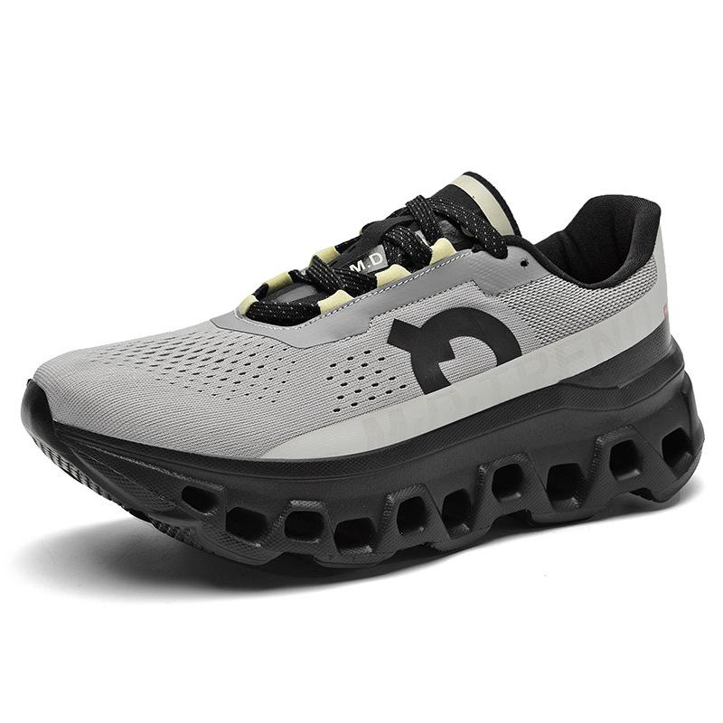 Autumn large size new fly-woven shoes mesh breathable cushioning marathon running shoes men's shoes sports shoes