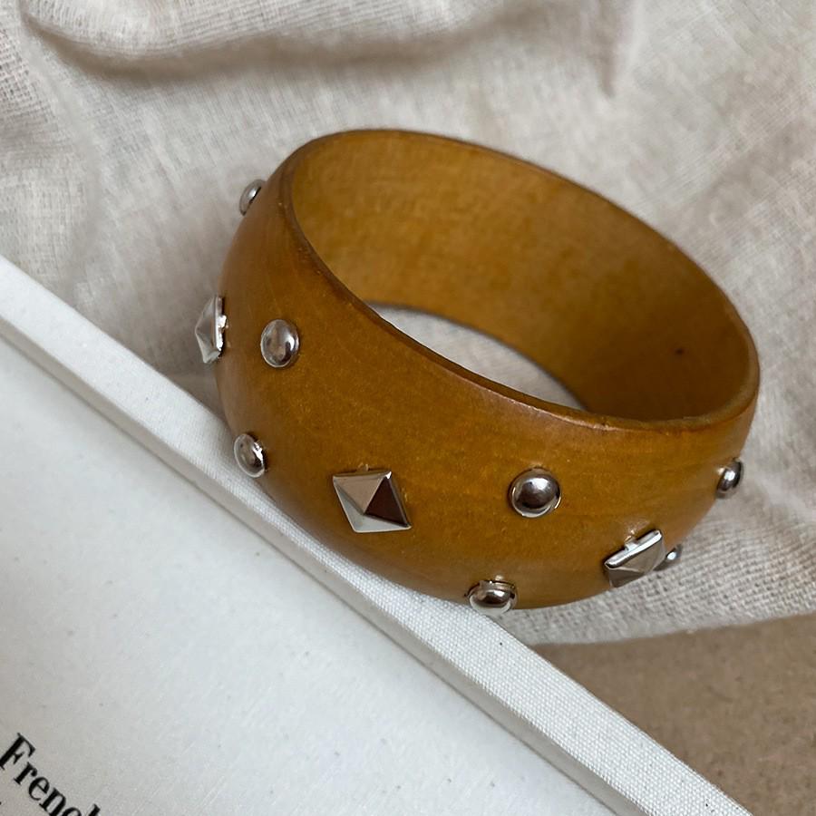 Irregular Round Shell Retro Court Style Bracelet - Light Luxury & High-End Women's Jewelry