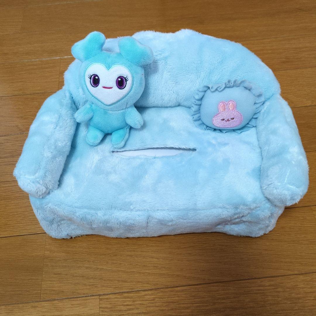 

[USED] TWICE Plush Tissue Cover