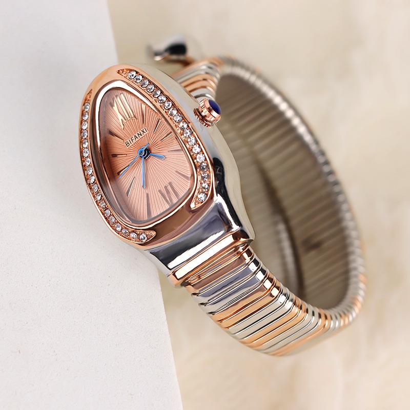 Women Quartz Watch Luxury Diamond Vintage Roman Numerals Gold Case Bangle Bracelet Orologio Watches Ladies Wristwatch