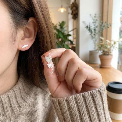 Minimalist Asymmetric Cat Fish Earrings for Women Fashion Silver Color Animal Piercing Studs Aesthetic Jewelry Birthday Gift